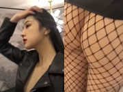 正妹化妝間露點